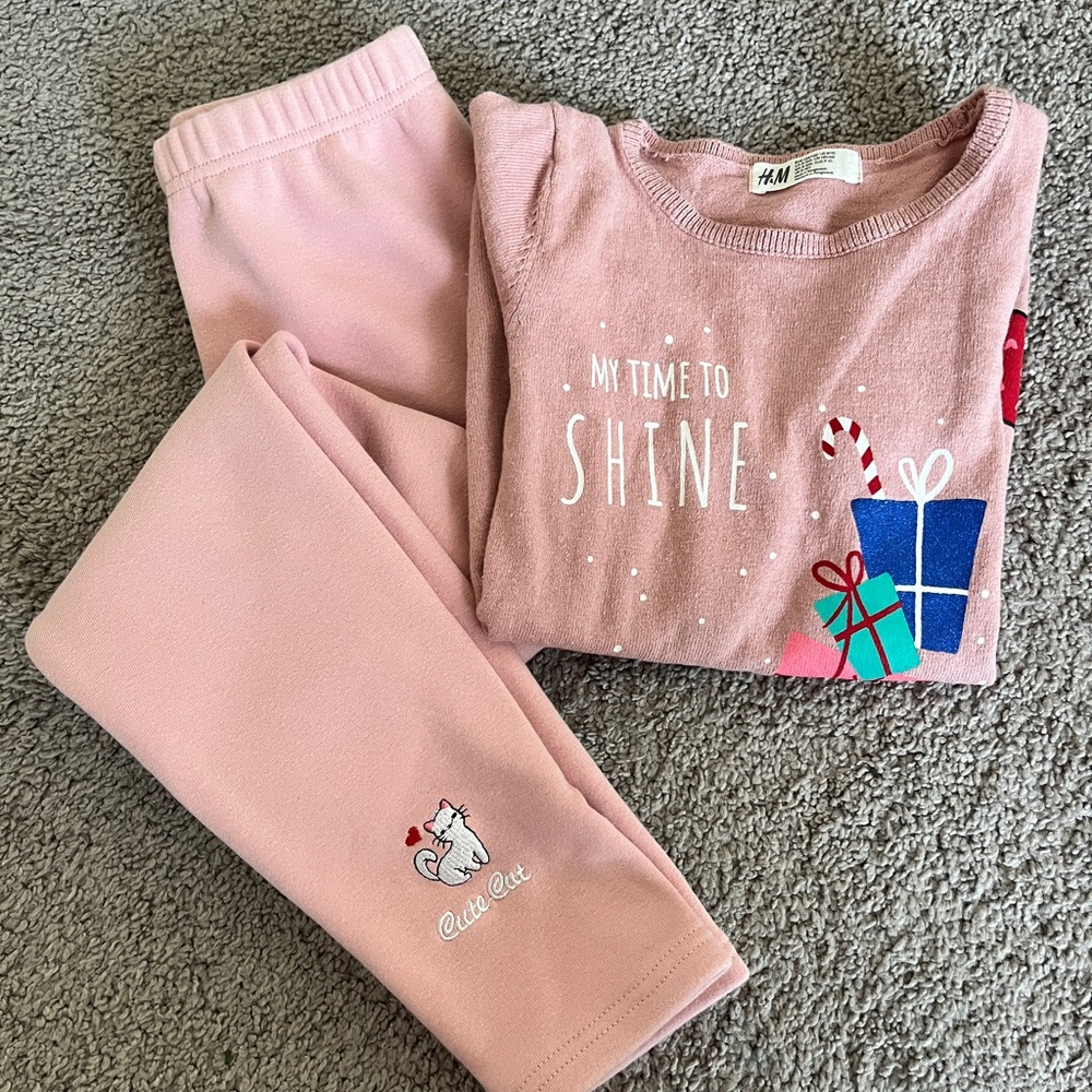 H&M Light Sweater and Comfy winter pants set - Size 8-10